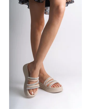 ELISE Düz Topuklu Şeritli Taşlı Kalın ve Ortopedik Taban Kadın Terlik  CKT - Krem