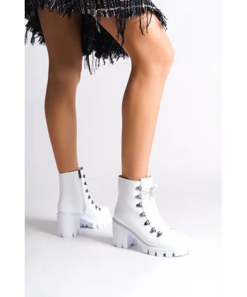 EMMA Bağcıklı Fermuarlı Ortopedik Taban Topuklu Kadın Bot CBT - Beyaz