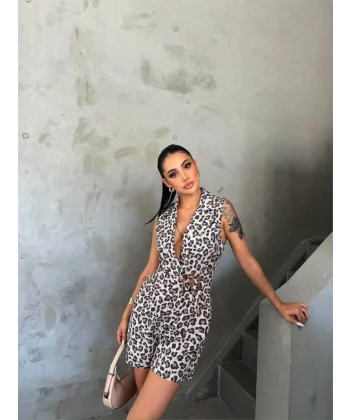 EOPAR ŞORT TUU CEKET YAKA TOKA DETAYI  eopar