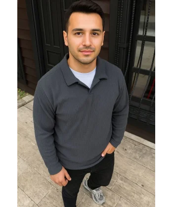 Erkek Fitilli Polar Sweatshirt – Düğmesiz Polo Yaka, Oversize Rahat Kalıp, Kalın Polar Kumaş, Kışlık ve Baharlık Şık Günlük Üst - Füme