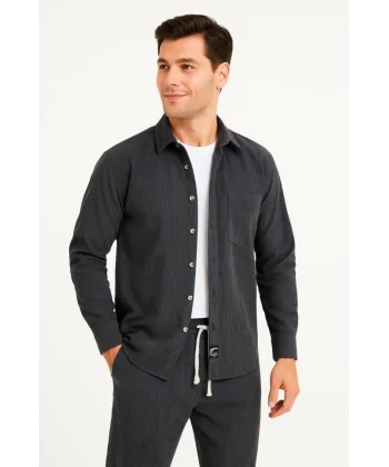 Erkek Kadife Oversize Takım – Gömlek Ve Pantolon İkili Set Füme Corduroy Şıklığı, Rahat Ve Zarif Duruş Yumuşak Dokulu Kadife Kumaş, Düğmeli Gömlek Üst Ve Lastikli Pantolon Alt Parça Ile Gün Boyu Konfor- Füme