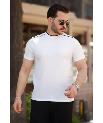 Erkek Omuzlar çizgi Detaylı Kısa Kollu T-shirt