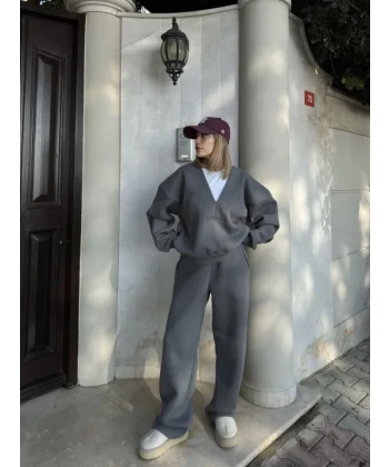 Geniş V Yaka Üç İplik weat Takım  Füme