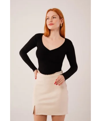 Geniş Yaka iyah Basic Body Bluz