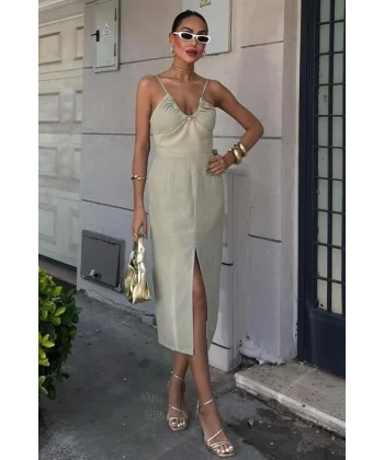 Göğsü Aksesuarlı Önü Yırtmaçlı Elbise 2899