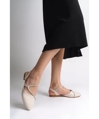 HANNAH Lastikli Ortopedik Rahat Taban Taş Detaylı Kadın Babet Ayakkabı  CKT - Krem