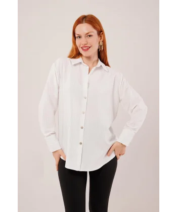 İnce Çizgi Detaylı Beyaz Gömlek