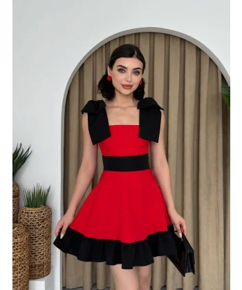 iron Omuz Fiyonklu Elbise