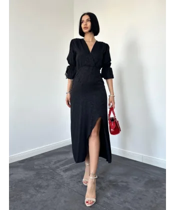 iyah Yırtmaçlı Jakar Elbise