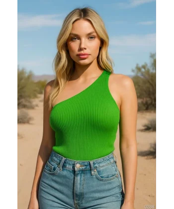 Kadın Asimetrik Kesim Tek Kol Askılı Triko Kumaş Bluz