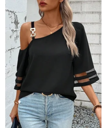 Kadın Askılı Asimetrik Kesim Kol Ve Yaka Kolda Tül Ve Aksesuar Detaylı Janjan Krep Bluz