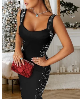 Kadın Askılı Dekolteli Taş Detaylı Kısa Ithal Krep Elbise