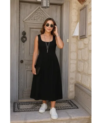 Kadın Askılı Geometrik Yakalı Geniş Kesim Detaylı Ithal Krep Elbise