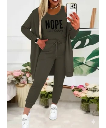 Kadın Askılı Yuvarlak Yaka Yazılı Viskon Iki Iplik Bluz Ceket Ve Pantolon 3lü Takım