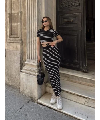 Kadın Bisiklet Yaka Bağcık Detay Crop Ve Yüksek Bel çizgi Desen Etek Ikili Takım