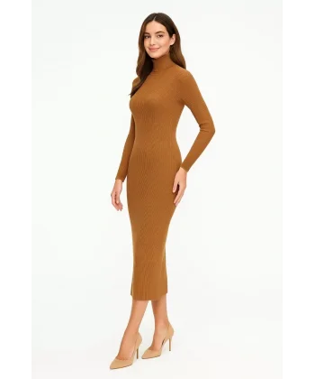Kadın Boğazlı Triko Elbise – Uzun Fitilli Esnek Dokuma, Tam Kalıp, Kışlık & Baharlık Şık Rahat Stil, 130 cm Midi Boy Elbise - Kahverengi