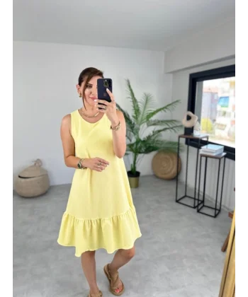 Kadın Bürümcük Kumaş Eteği Fırfır Detaylı Sıfır Kol Elbise