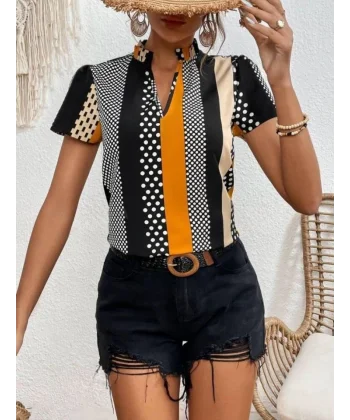 Kadın Çentik Ve Büzgülü Yaka Desenli Mikro Kumaş Bluz