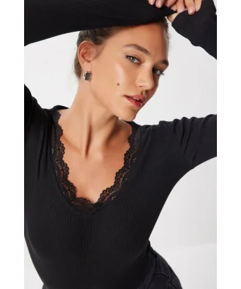 Kadın Dantel Detay V Yaka Kaskorse Kumaş Bluz