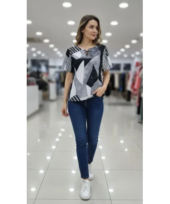 Kadın Desenli Püsküllü Viskon Bluz Bebe Yaka Kısa Kollu Big Size Rahat Kesim - Desenli