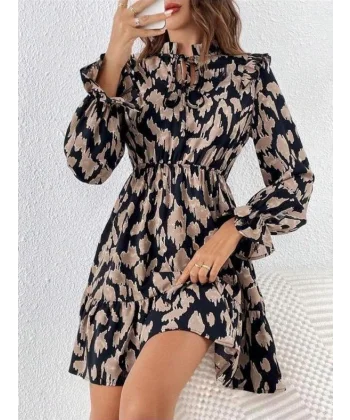 Kadın Eteği Fırfırlı, Önden Bağcıklı V Yaka Süprem Elbise