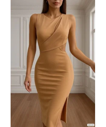 Kadın Goğüs Detaylı Sırt Dekoltelı Yırtmaç Detaylı Scuba Elbise