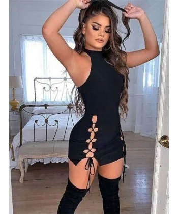 Kadın Halter Yaka Eteği Dekolteli Bağcık Detay Dalgıç Elbise