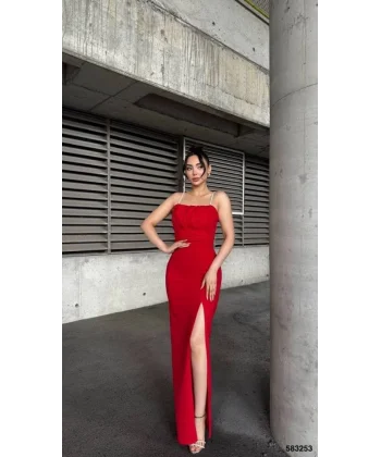 Kadın Ip Askılı Gipe Detay Maxi Boy Yırmaçlı Elbise