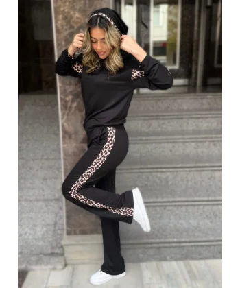 Kadın Kapüşonlu Leopar Detay Sweat Ve Yüksek Bel Yanları Leopar şeritli Bol Paça Pantolon Ikili Takım
