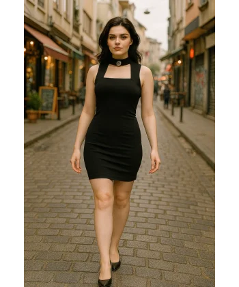 Kadın Kare Yaka Taş Detaylı Yaka Aksesuarlı Sandy Kumaş Fırsat Ürün Diz Üstü Elbise