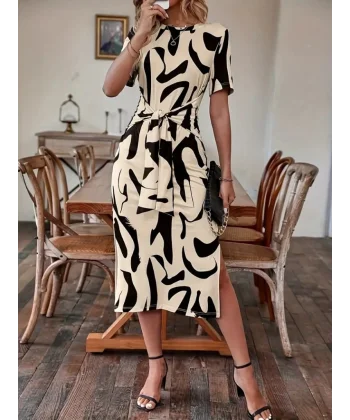 Kadın Kısa Kollu Bisiklet Yaka Desenli Belden Bağlamalı Yandan Yırtmaçlı Süprem Elbise