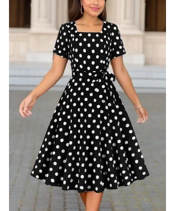 Kadın Kısa Kollu Geometrik Yaka Puantiyeli Kiloş Midi Süprem Elbise