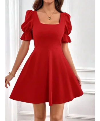 Kadın Kısa Kollu Kare Yakalı Kiloş Ithal Krep Elbise