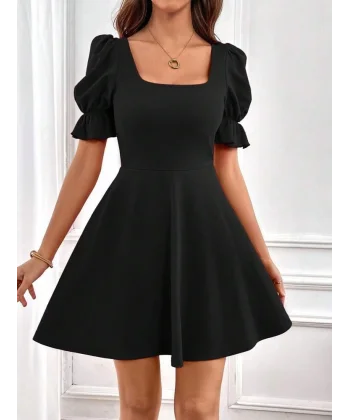 Kadın Kısa Kollu Kare Yakalı Kiloş Ithal Krep Elbise