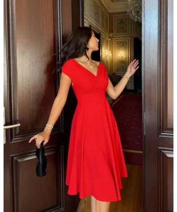 Kadın Kısa Kollu Kruvaze Yaka Eteği Volanlı Krep Elbise