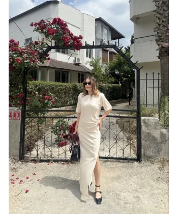 Kadın Kısa Kollu Uzun Yandan Yırtmaçlı Elbise - Bej