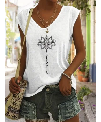 Kadın Kısa Kollu V Yaka önü Desenli Salaş Viskon Bluz