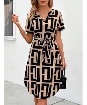Kadın Kısa Kollu V Yakalı Desenli Kuşaklı Süprem Elbise