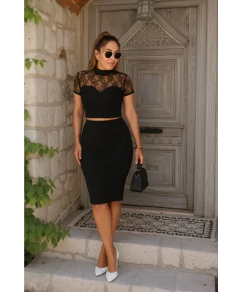 Kadın Kısa Kollu Yarı Balıkçı Yaka Dantelli Straplez Ithal Krep Crop Bluz Ve Etek Ikili Takım