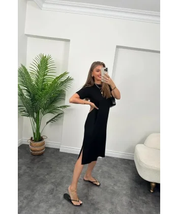 Kadın Kısa Kollu Yırtmaç Detaylı Salaş Viskon Elbise