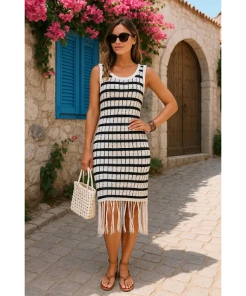 Kadın Kolsuz V Yaka Eteği Püsküllü çizgi Desen Triko Elbise