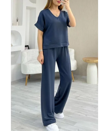 Kadın Modal Kumaş V Yaka Tişört Ve Bol Kesim Pantolon Ikili Takım