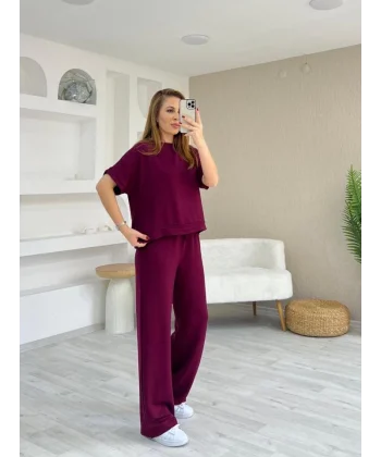 Kadın Modal Kumaş V Yaka Tişört Ve Bol Kesim Pantolon Ikili Takım