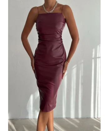 Kadın Omuz Askılı Büzgü Detay Midi Boy Elbise