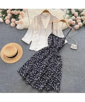 Kadın Omuz Askılı çiçek Desenli Kruvaze Yaka Viskon Kumaş Elbise