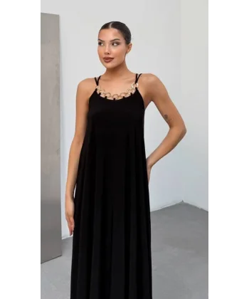 Kadın Omuz Askılı Kuş Gözü Zincir Detay Sandy Kumaş Maxi Boy Elbise