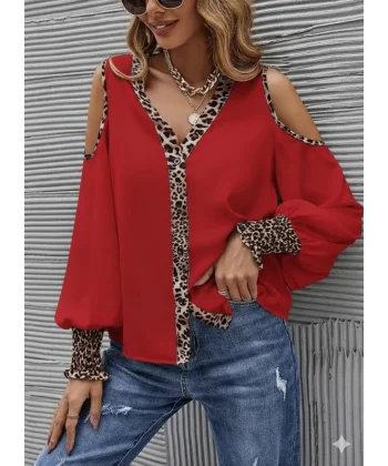 Kadın Omuzlardan Açık Yakalı önden Düğmeli Leopar Detaylı Sandy Bluz