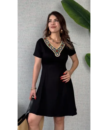 Kadın Penye Kumaş Çiçek Desenli Nakışlı Elbise