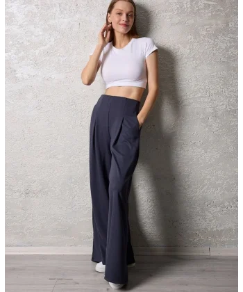 Kadın Pileli Gizli Cep Detay Salaş Pantolon