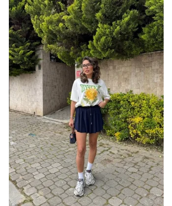 Kadın Sandy Kumaş Bağıcık Detaylı şort